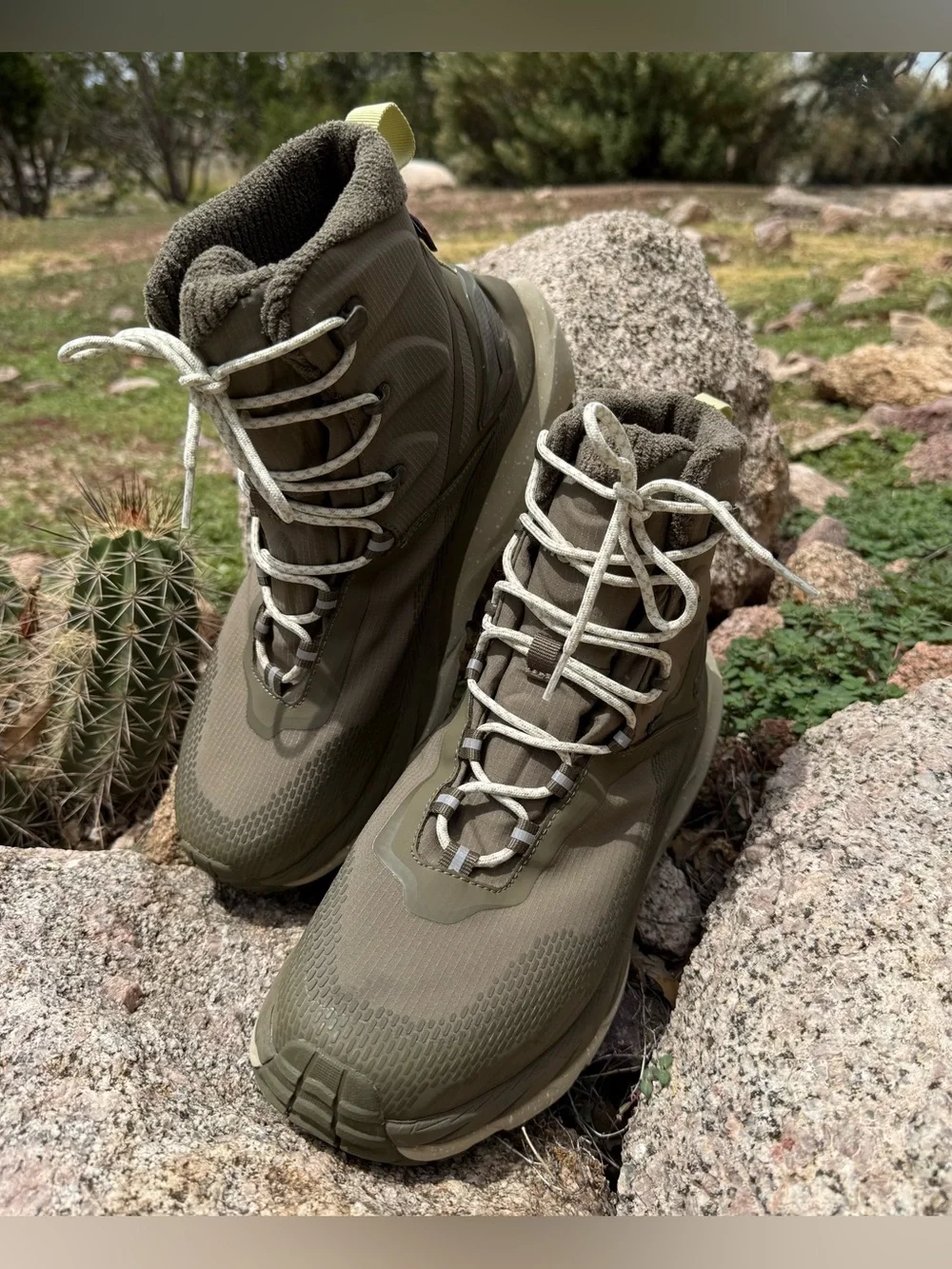 Men’s Hoka Kaha 2 Frost GTX Hiking Boot 11D